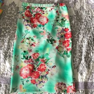 Floral midi pencil skirt
